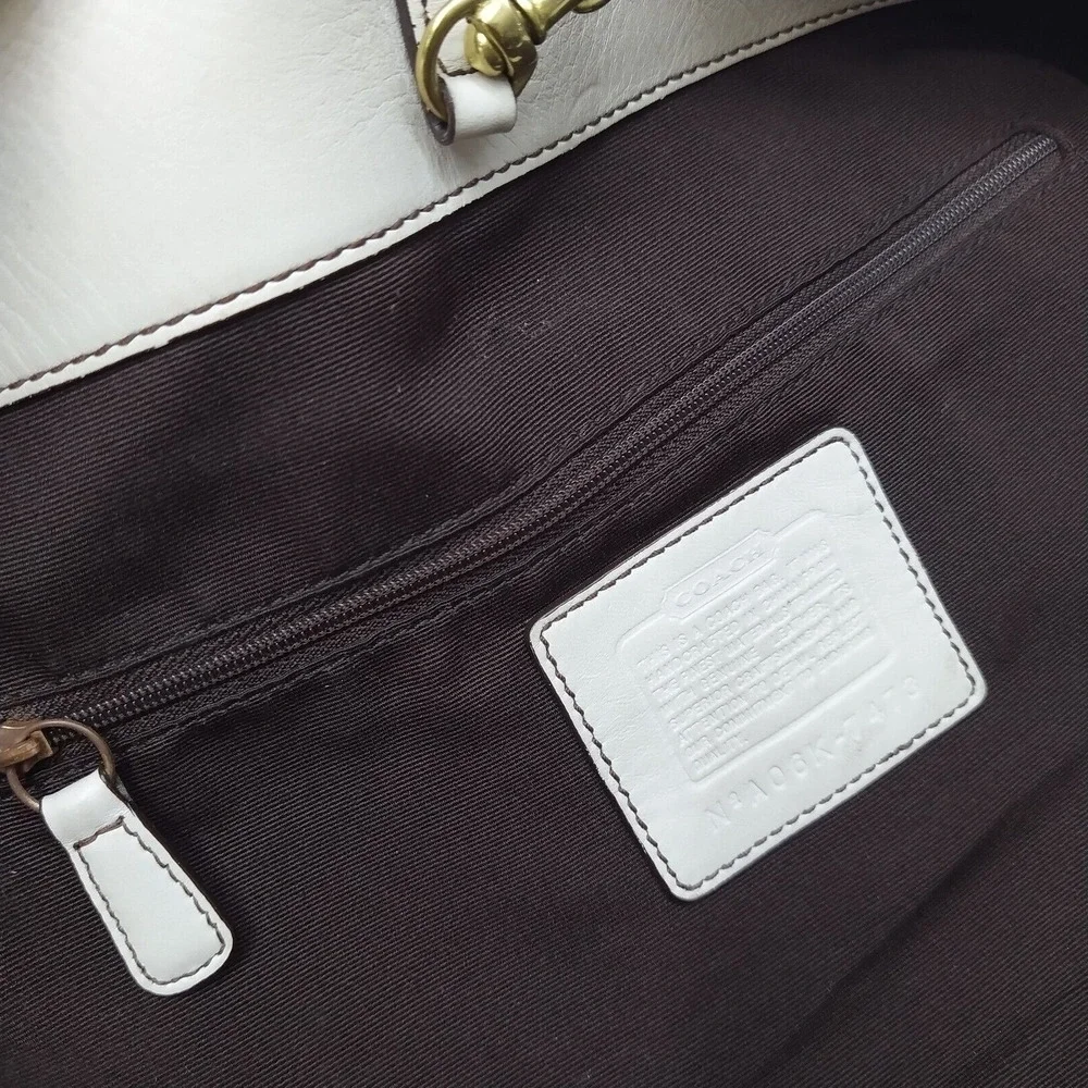 Coach Signature Of-White Canvas Leather Trim Zipper Pockets Hobo Shoulder Bag